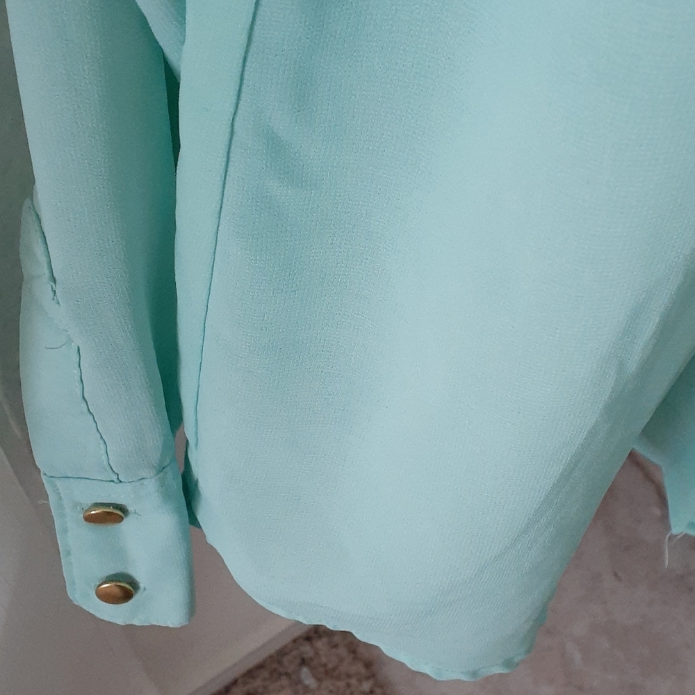 Shirt - Picture 6 of 6